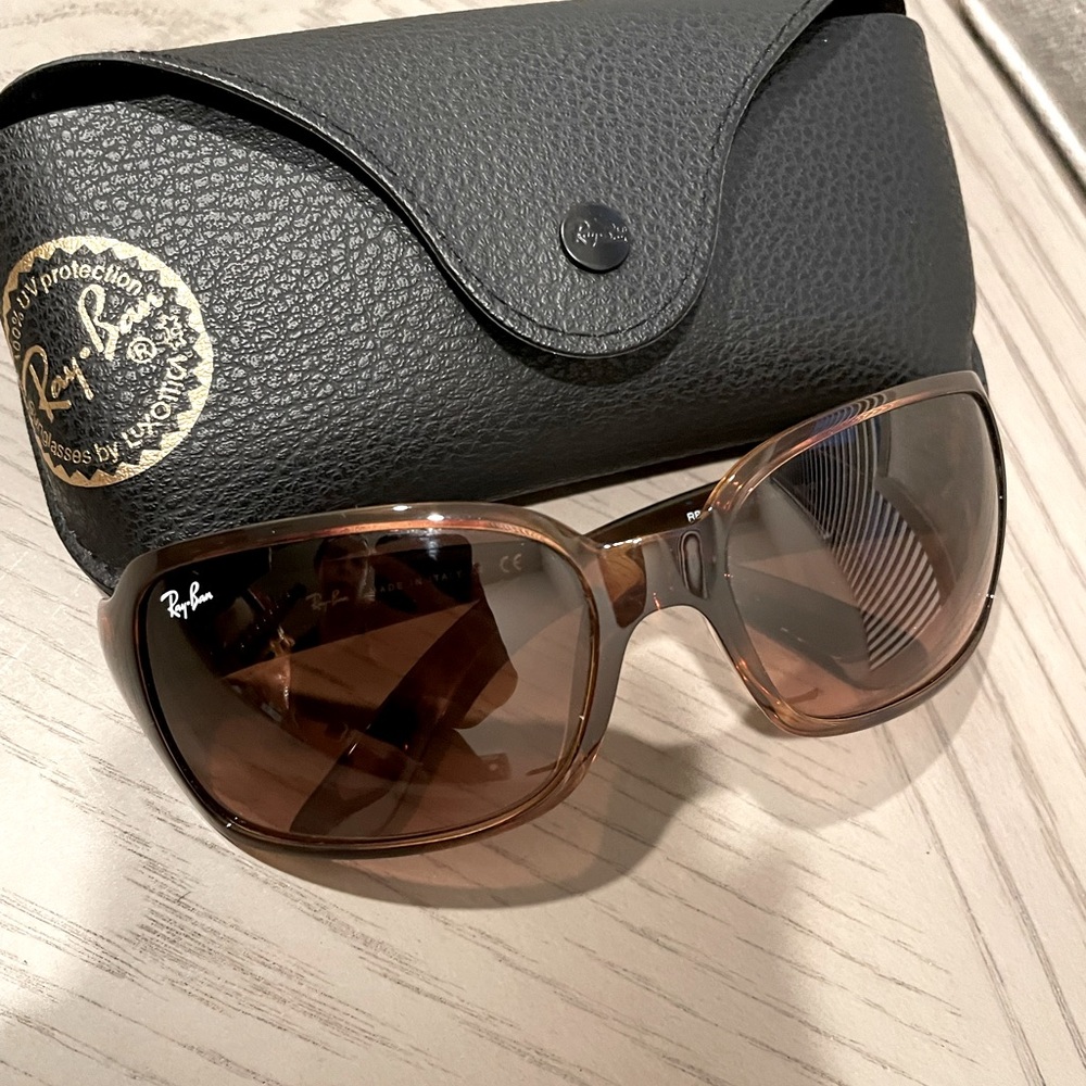 Womens Ray Ban sunglasses